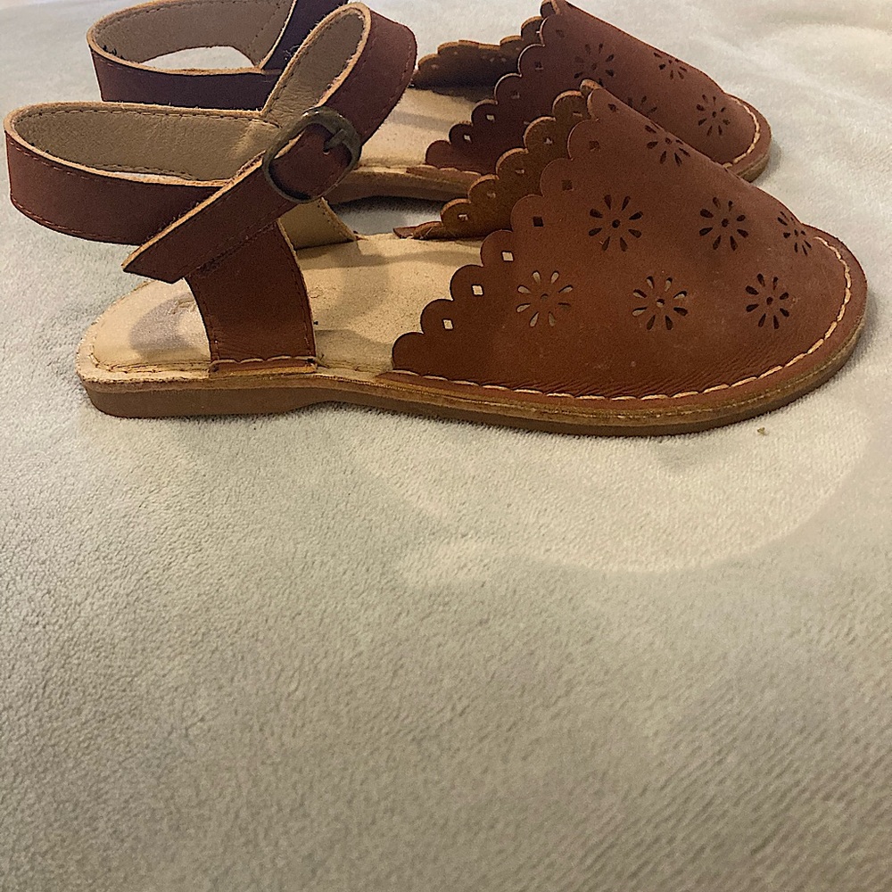 Little girl sandals size 12
